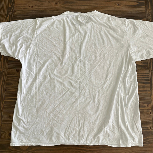 Men’s Star Wars Mandalorian Tee XXL White Red Graphic Short Sleeve Grogu - Picture 6 of 7